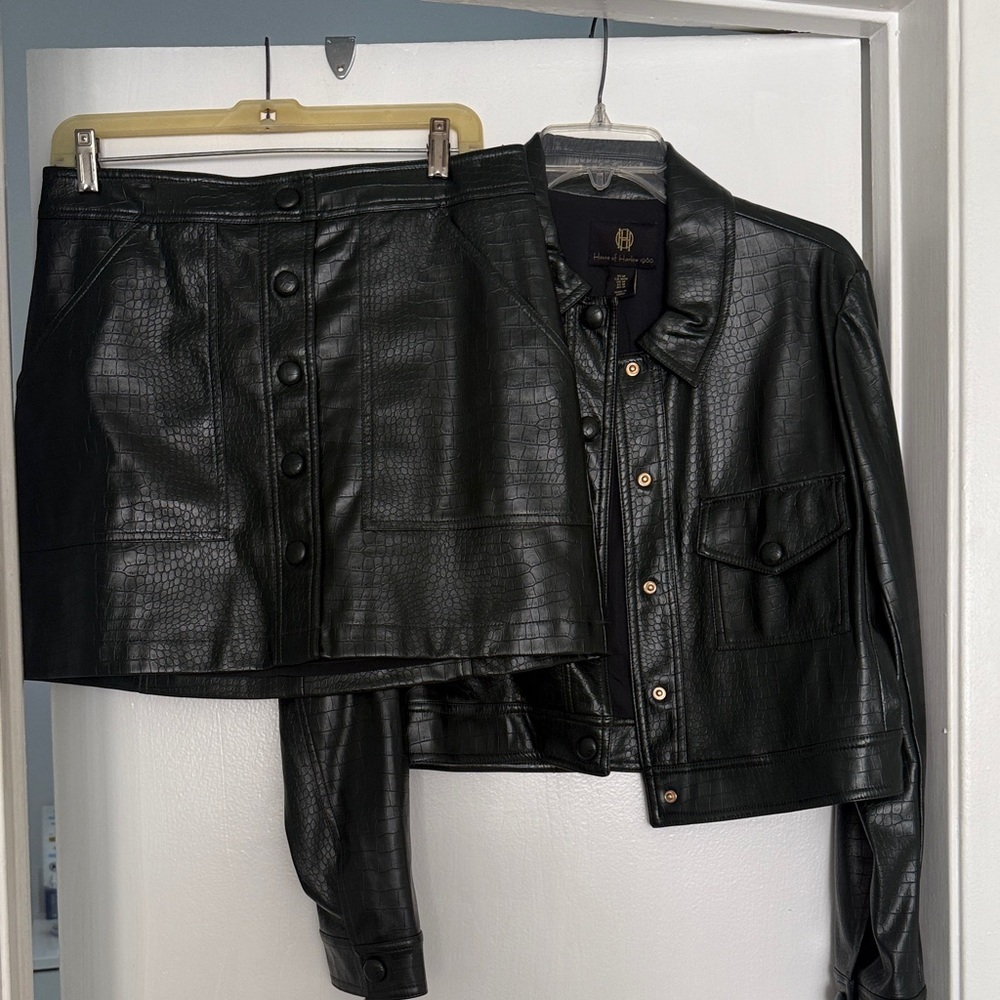 House of Harlow 1960 dark green Croc-Embossed Leather Jacket & Skirt Set